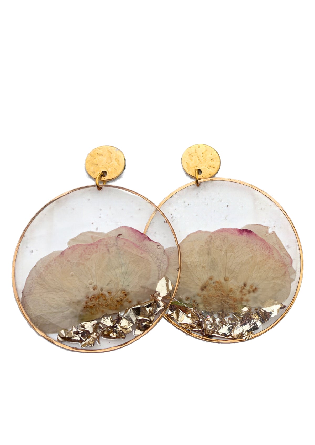 Statement earrings: rose