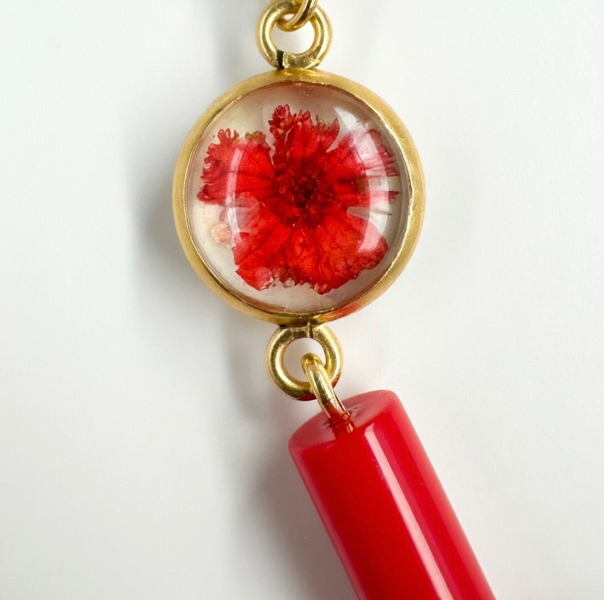 Håndlaget blomsterarmbånd