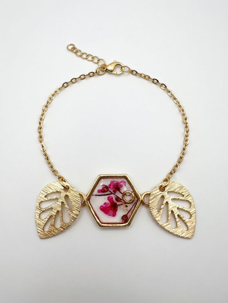 Håndlaget blomsterarmbånd