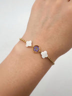 Håndlaget blomsterarmbånd