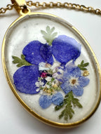 Håndlaget blomsterkjede